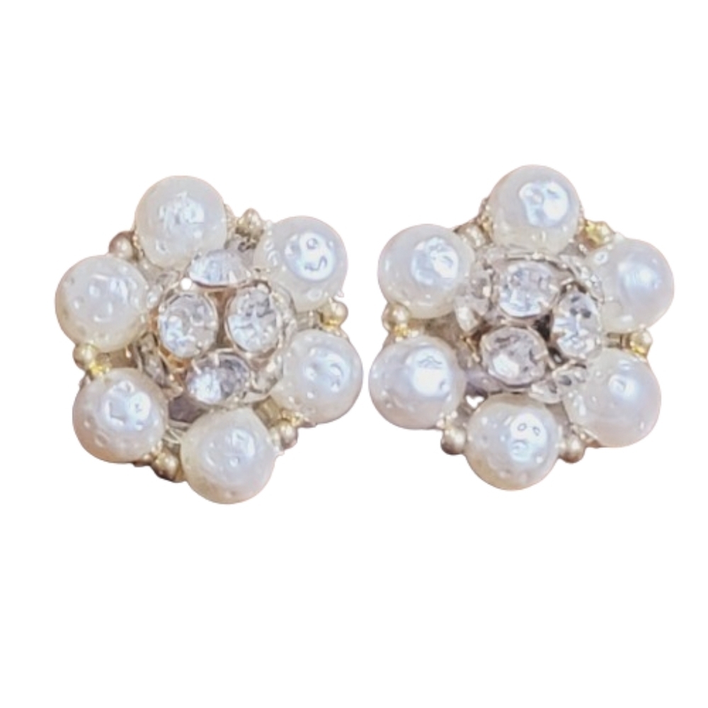 LISNER Earrings Pearl and rhinestone cluster earrings. Beaded clip on earrings.